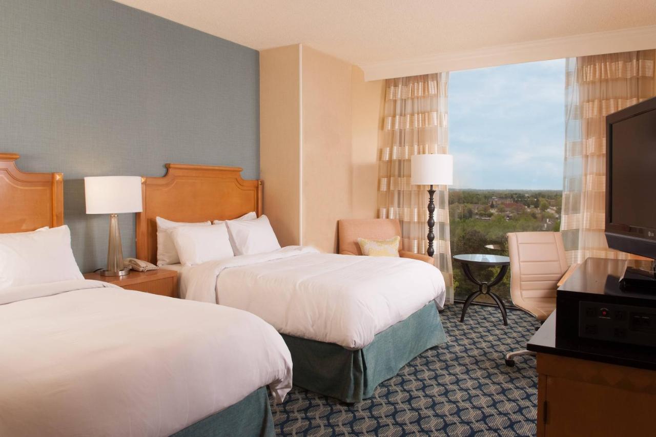 Greenville Marriott Экстерьер фото