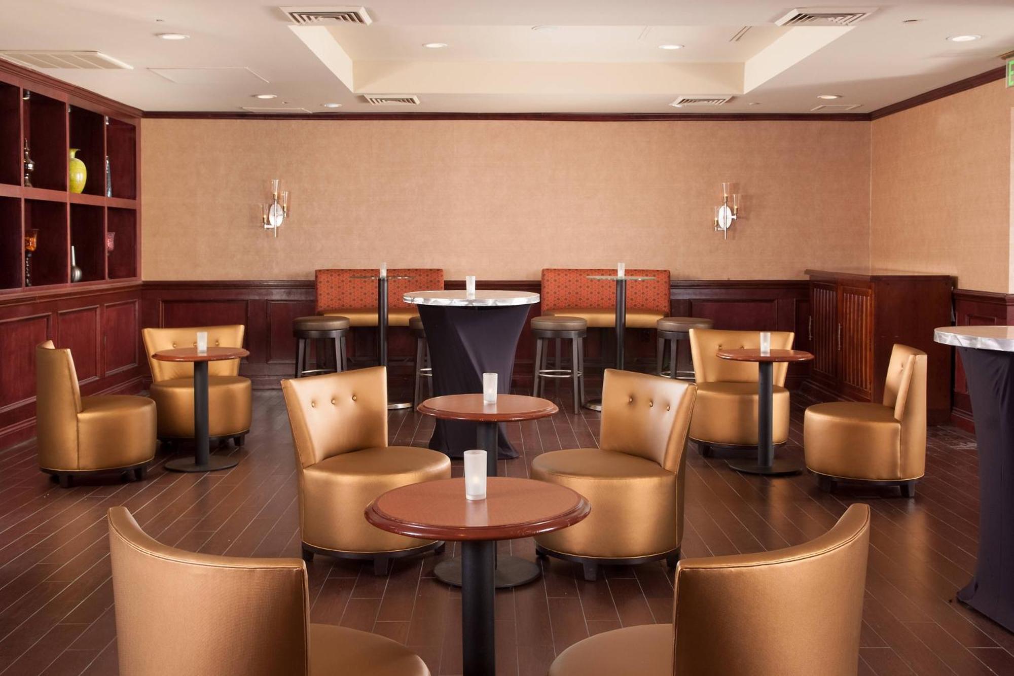 Greenville Marriott Экстерьер фото